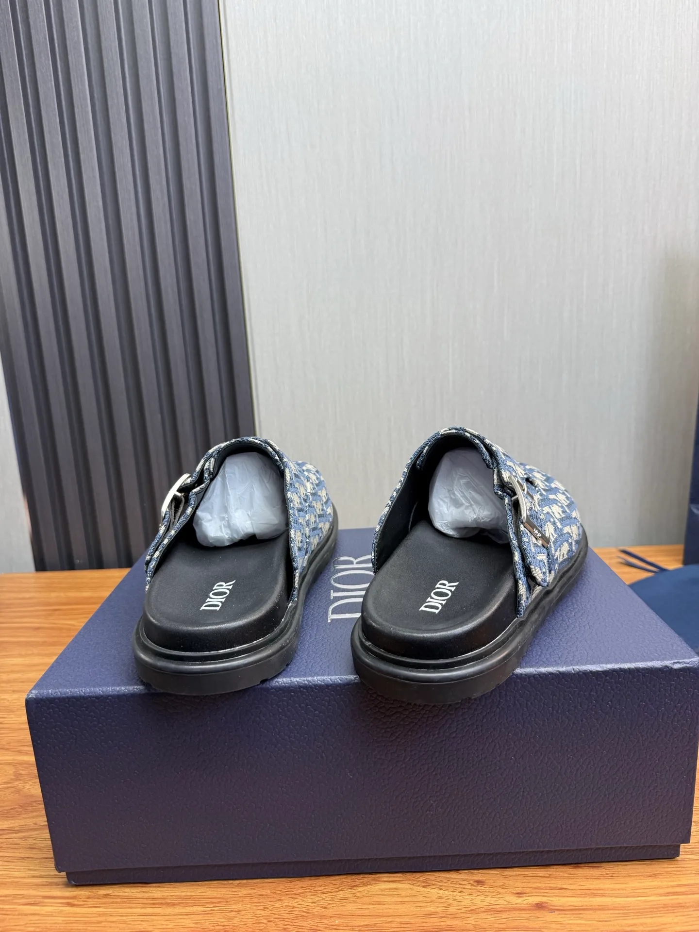 Men's men's shoes 420💰 Dior. Men's slippers🩴Official website 1:1 production 38-45 yards 45 46 🉑️Customized original material shipped✅